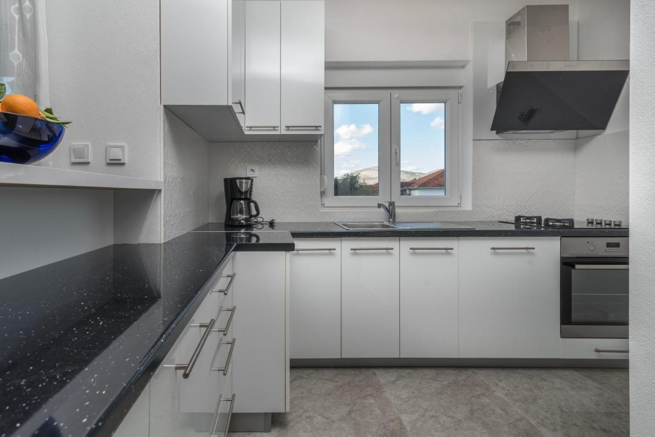 Apartments City View Трогір Екстер'єр фото
