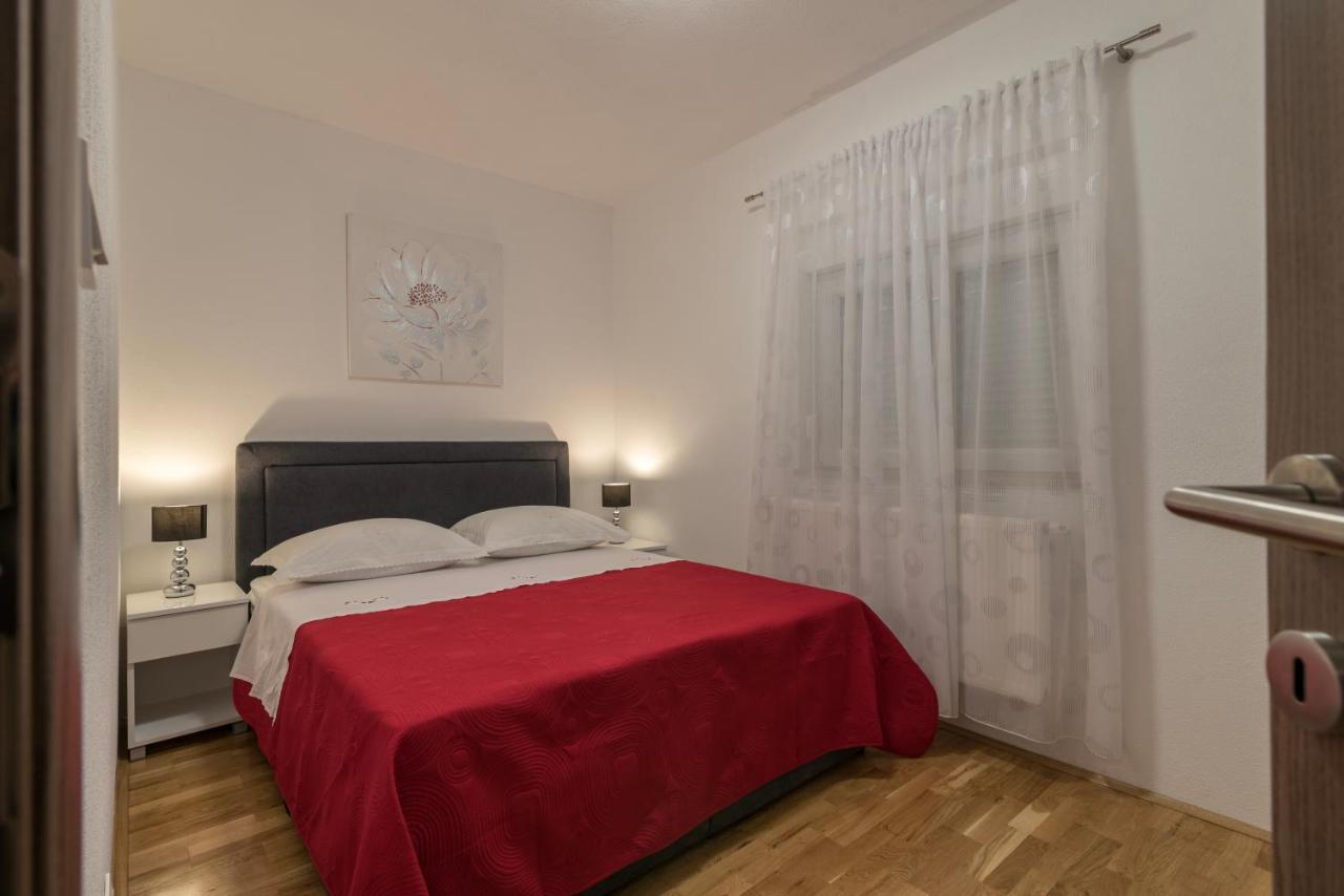 Apartments City View Трогір Екстер'єр фото